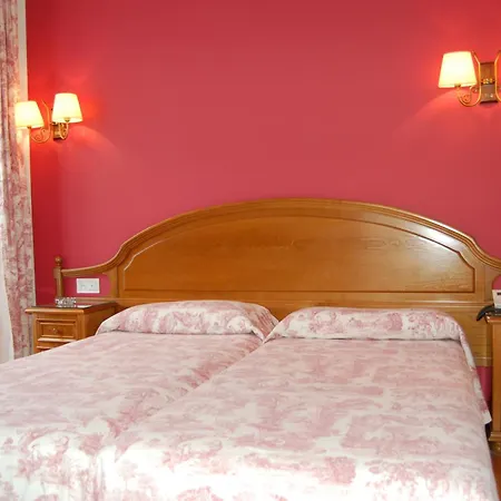 Hotel Puente Onís