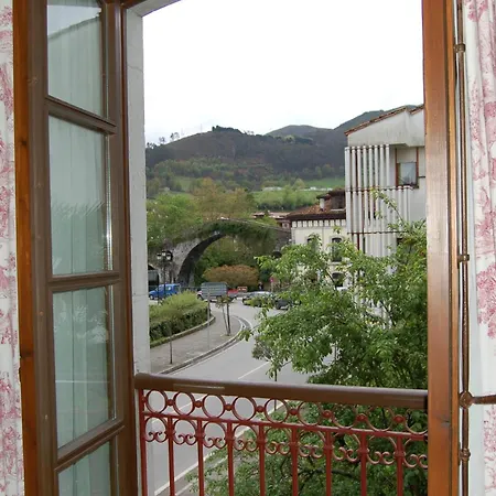 Szálloda Puente 2*