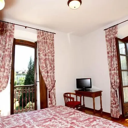 Puente Hotel Cangas de Onis