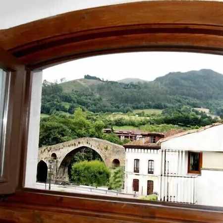 Hotell Puente 2*