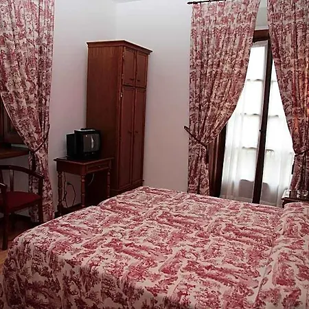 Hotel Puente Onís