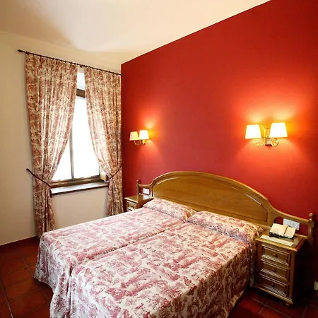 Hotel Puente